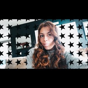 Meet your Posher, Eliza